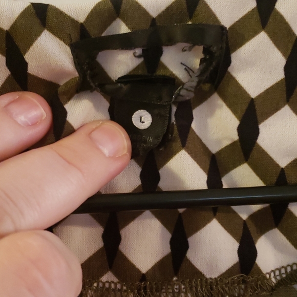 Green and Tan Dress Top - Picture 2 of 3